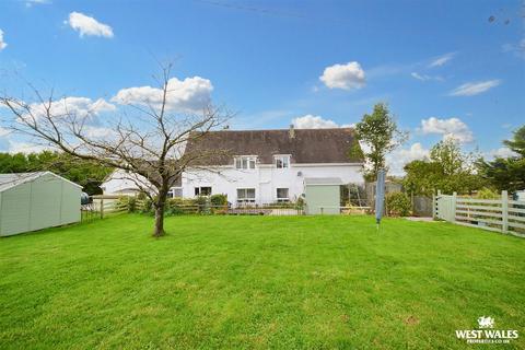 4 bedroom detached bungalow for sale, Blaenffos