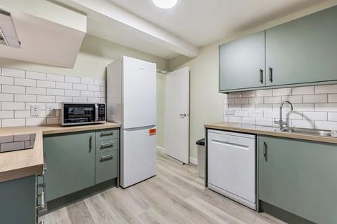 1 bedroom in a house share to rent, Rm 2, 71 Aldermans Drive, PE3 6AX