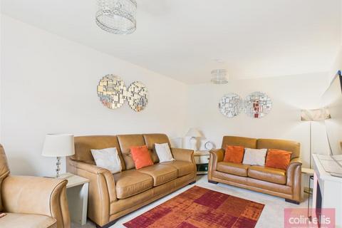 4 bedroom detached house for sale, Armstrong Road, Cayton, Scarborough