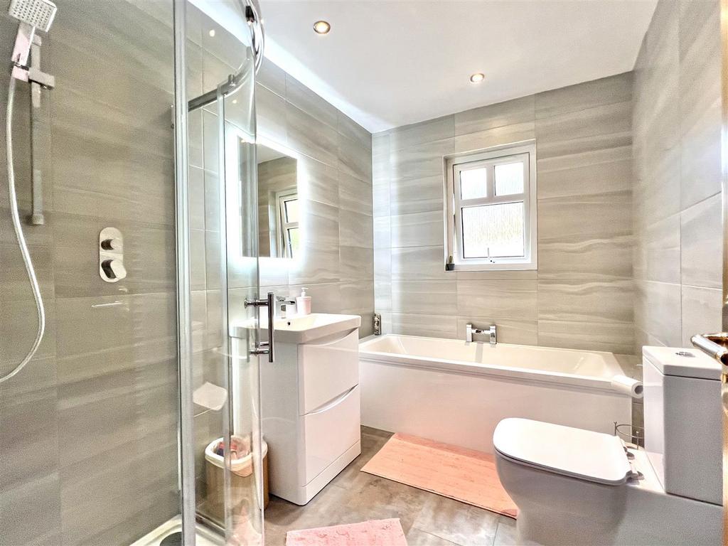 Clover Way, Blairhall