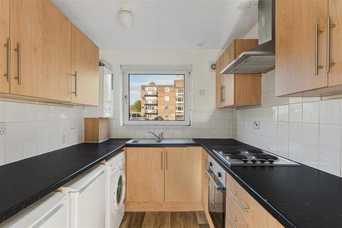 undefined, Lower Queens Road, Buckhurst Hill