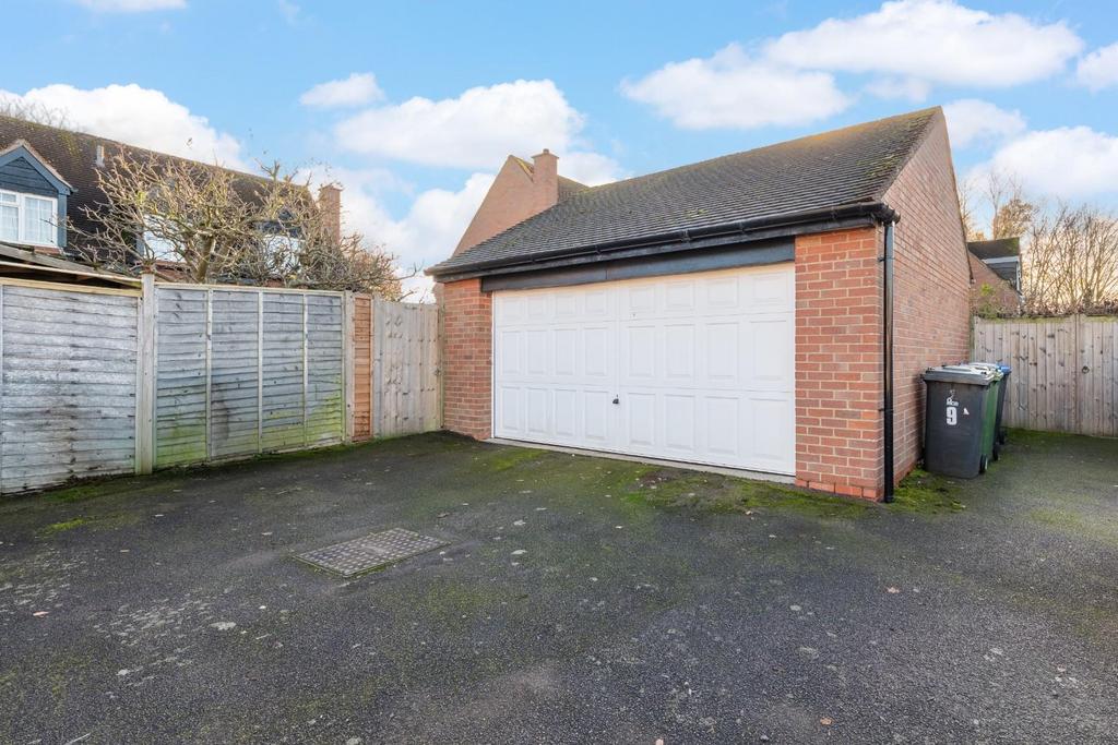 Garage-1.jpg
