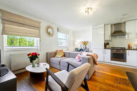 2 bedroom apartment to rent, Park Road, London, NW1
