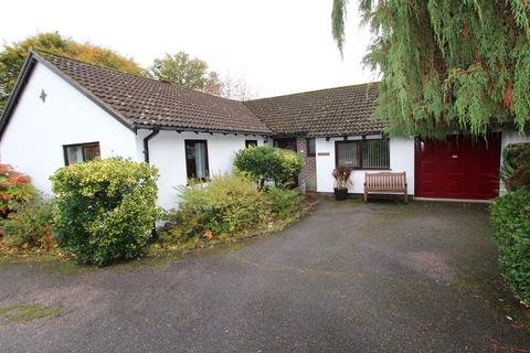 3 bedroom detached bungalow for sale, Hylands Close, West Hill