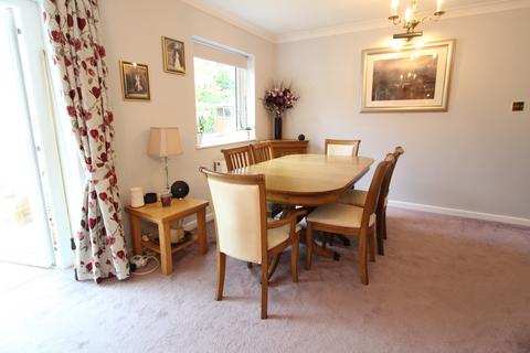 3 bedroom detached bungalow for sale, Hylands Close, West Hill