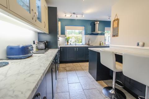 undefined, Hylands Close, West Hill