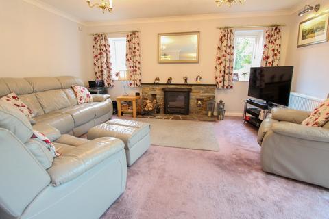 undefined, Hylands Close, West Hill