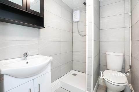 1 bedroom flat to rent, Samuel Street, Packmoor, ST7