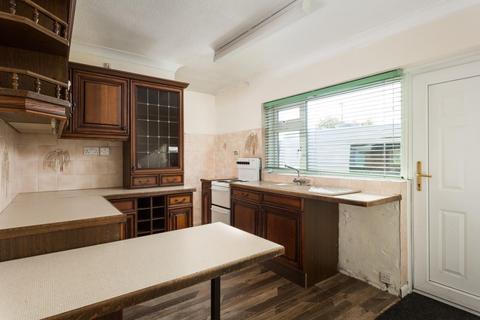 2 bedroom semi-detached bungalow for sale, Meadowfields Close, Easingwold