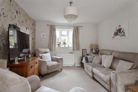 4 bedroom semi-detached house for sale, Clare Cottages, Barfields, Bletchingley, Redhill