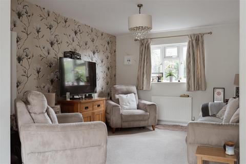 4 bedroom semi-detached house for sale, Clare Cottages, Barfields, Bletchingley, Redhill