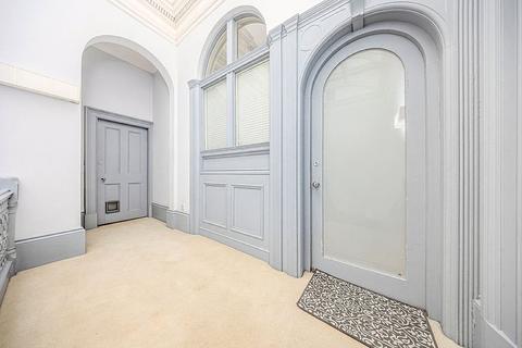 3 bedroom apartment to rent, Park Circus, Glasgow, G3