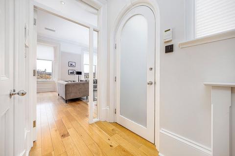 3 bedroom apartment to rent, Park Circus, Glasgow, G3