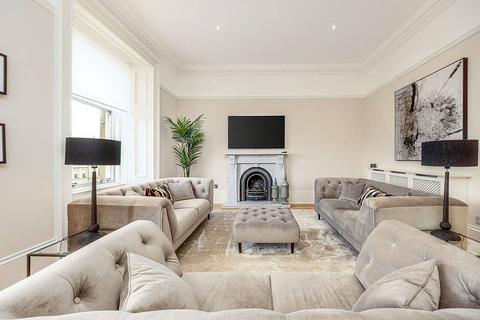 3 bedroom apartment to rent, Park Circus, Glasgow, G3