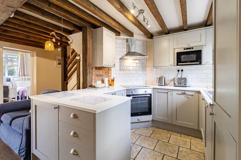 4 bedroom semi-detached house to rent, Main Road, Burnham Deepdale