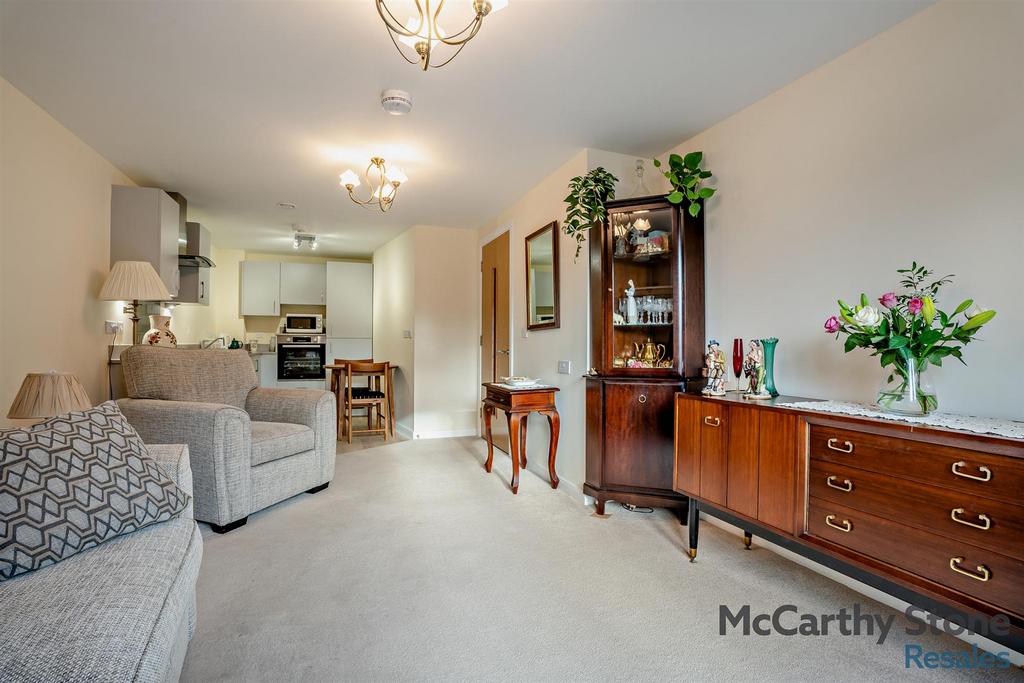8669131-interior18-800.jpg