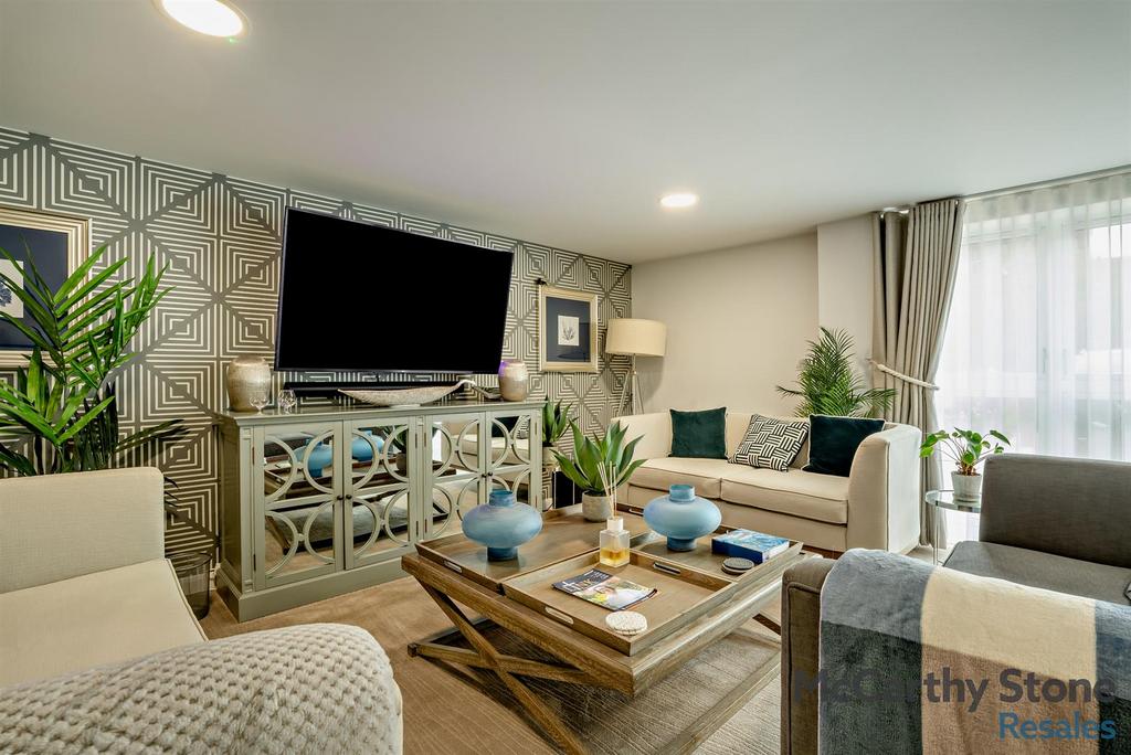 8669131-interior20-800.jpg