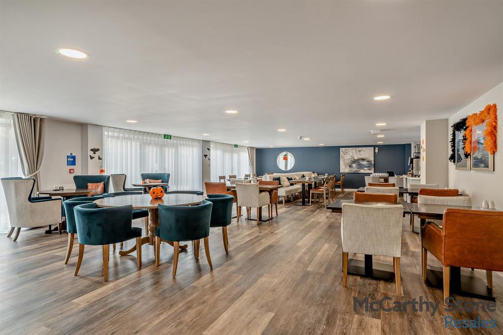 8669131-interior21-800.jpg