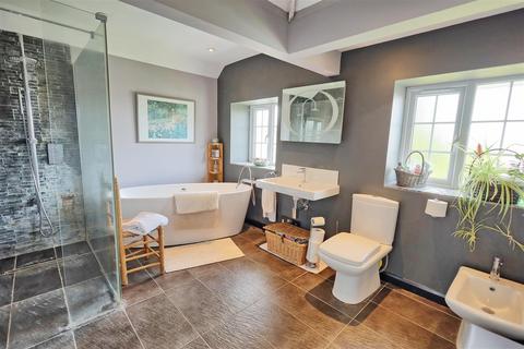 4 bedroom semi-detached house for sale, Benningfield Road, Widford SG12