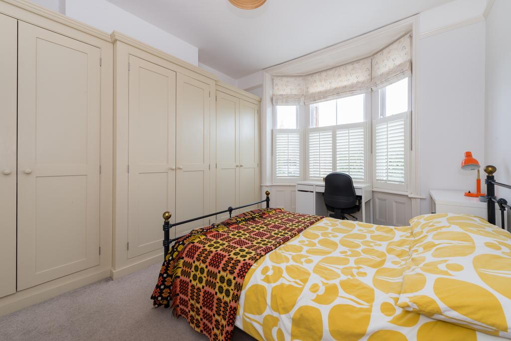 18 Br Sq-9