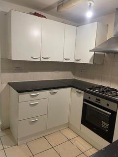 5 bedroom flat to rent, Ealing Road, Wembley HA0