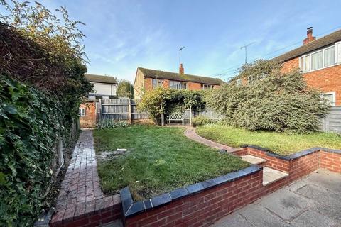 3 bedroom terraced house to rent, High Street, Sherington