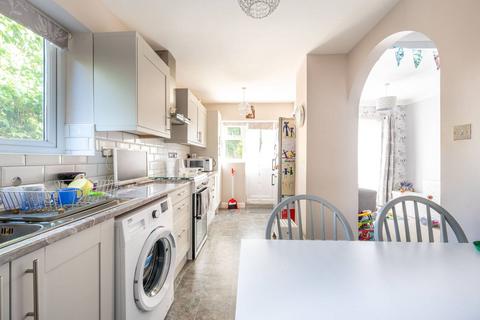 3 bedroom end of terrace house for sale, Winchester Road, Highams Park, London, E4