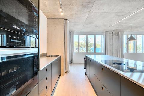 3 bedroom apartment for sale, London Lane, London, E8