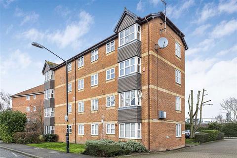 2 bedroom flat to rent, Rossetti Road, London SE16