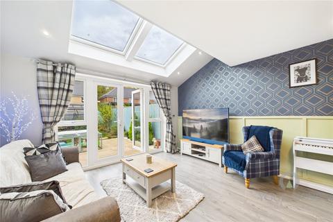 26 Farmyard Close, Northampton, NN3 8BU