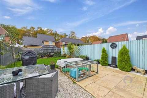 26 Farmyard Close, Northampton, NN3 8BU