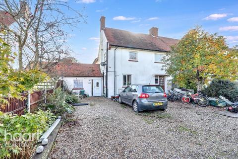 5 bedroom semi-detached house for sale, Landermere Road,, Clacton-on-Sea