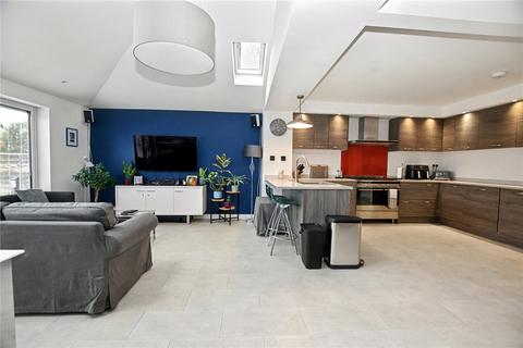 undefined, Hythe Avenue, Bexleyheath, DA7