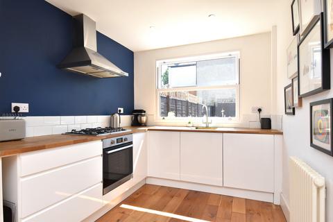 18 Crebor Street, East Dulwich, London, SE22 0HF