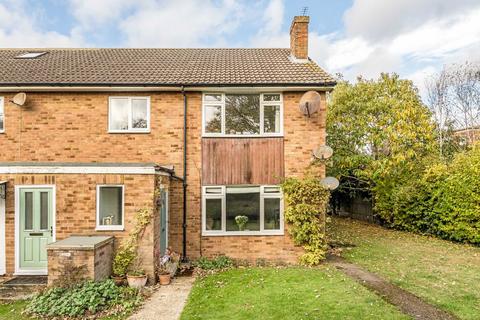 Cranmer Court, Hampton TW12