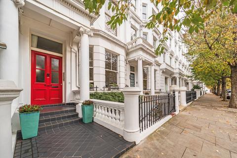 2 bedroom flat to rent, Brunswick Gardens, London W8