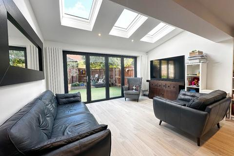 undefined, Purser Drive, Chase Meadow, Warwick