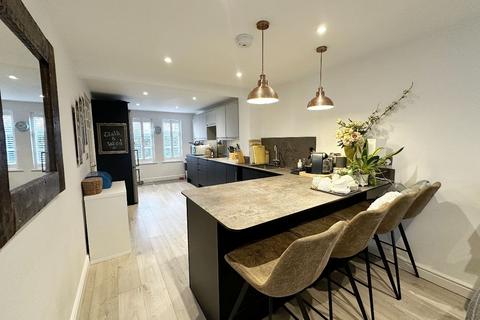 undefined, Purser Drive, Chase Meadow, Warwick