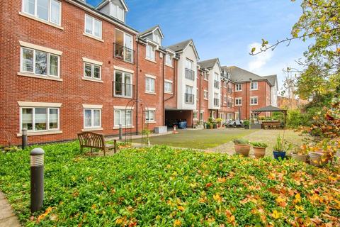 undefined, White Ladies Close, Worcester WR1