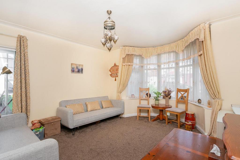 7 S1 R6 EE - Reception Room F.jpg
