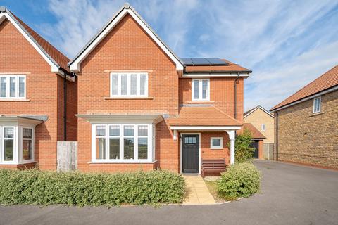 4 bedroom detached house for sale, Fieldfare Gardens, Yatton, BS49