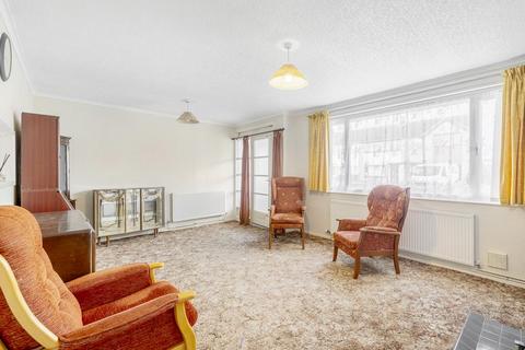 2 bedroom detached bungalow for sale, Fennell Road, Pinchbeck