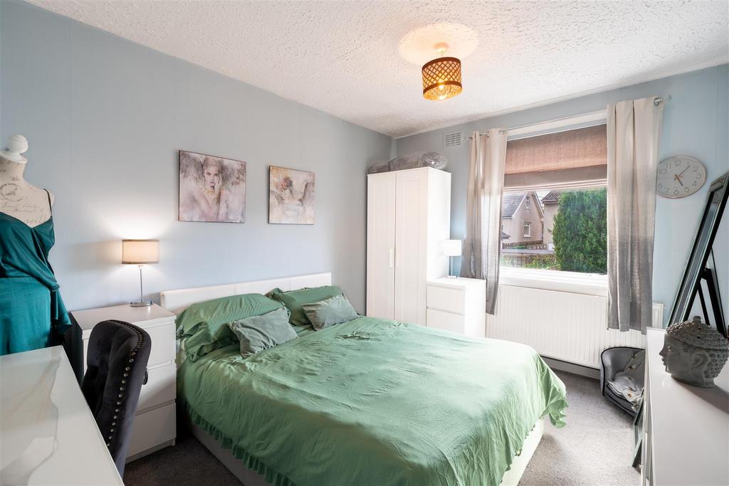 Bedroom.two.jpg