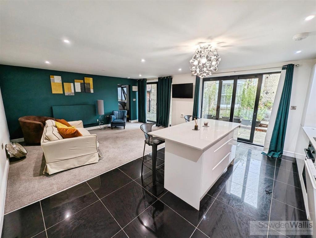 Open Plan Kitchen Living Area