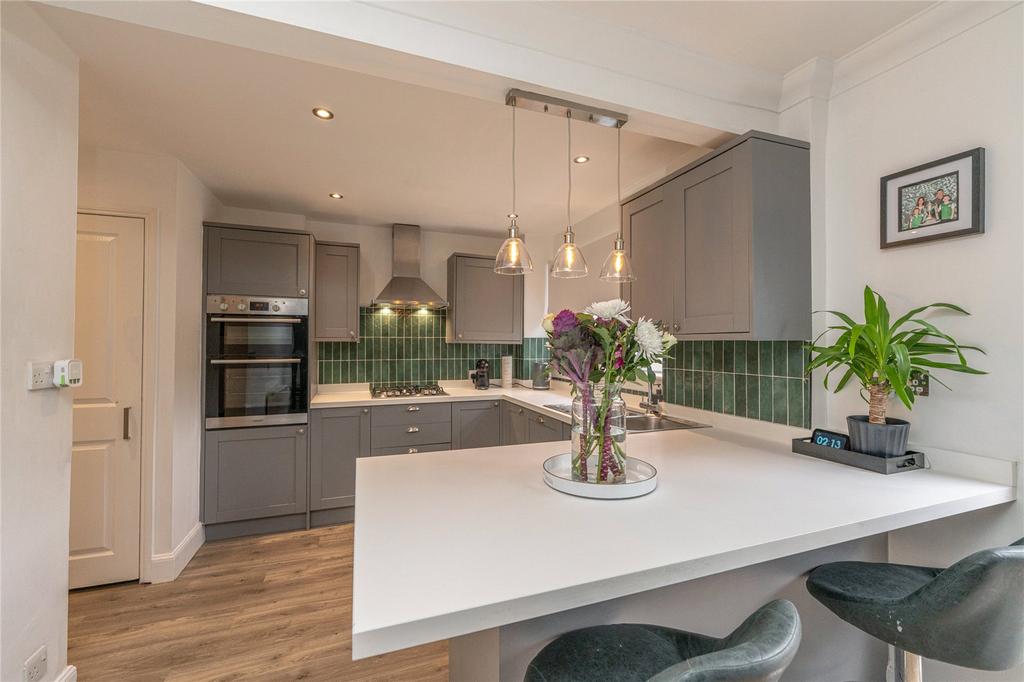 Dining Kitchen Alt