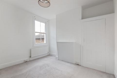 1 bedroom flat to rent, Wilton Avenue, Chiswick W4