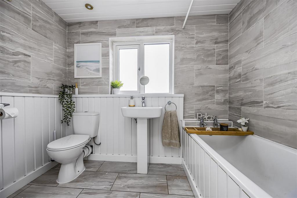 57 Scratchface Lane, Bedhampton-Portico Marketing-S