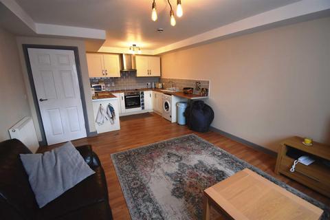 2 bedroom flat to rent, Bakewell Court, Buxton