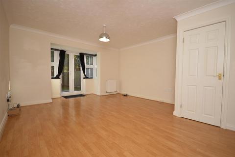 undefined, Leland Close, Lincoln