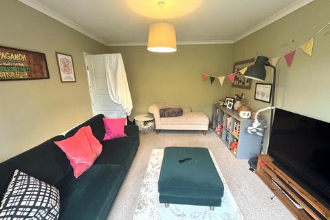 4 bedroom semi-detached house to rent, Robins Lane, Frome BA11